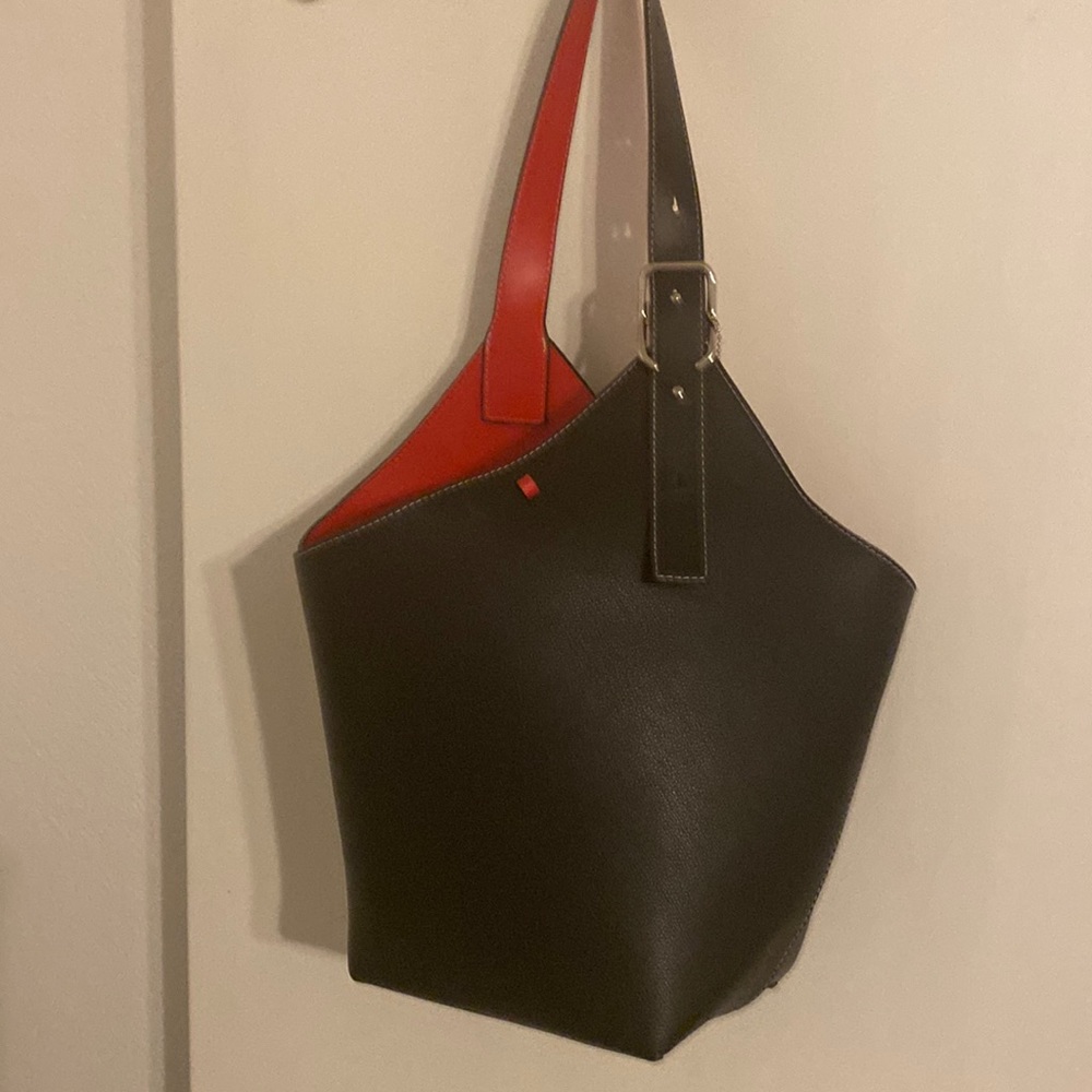 Just Large Enough Bag!